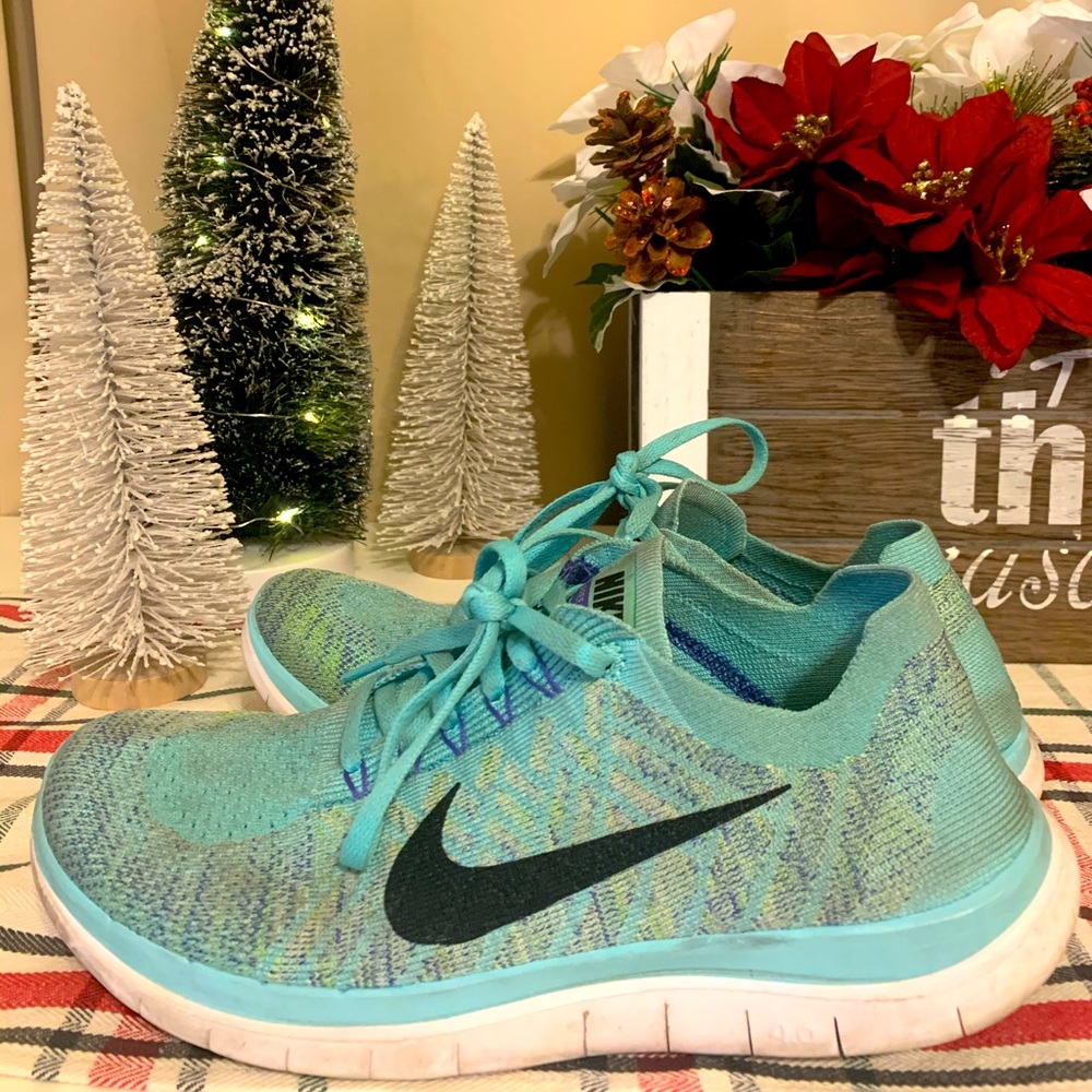 Nike 4.0 Flyknit Freeruns